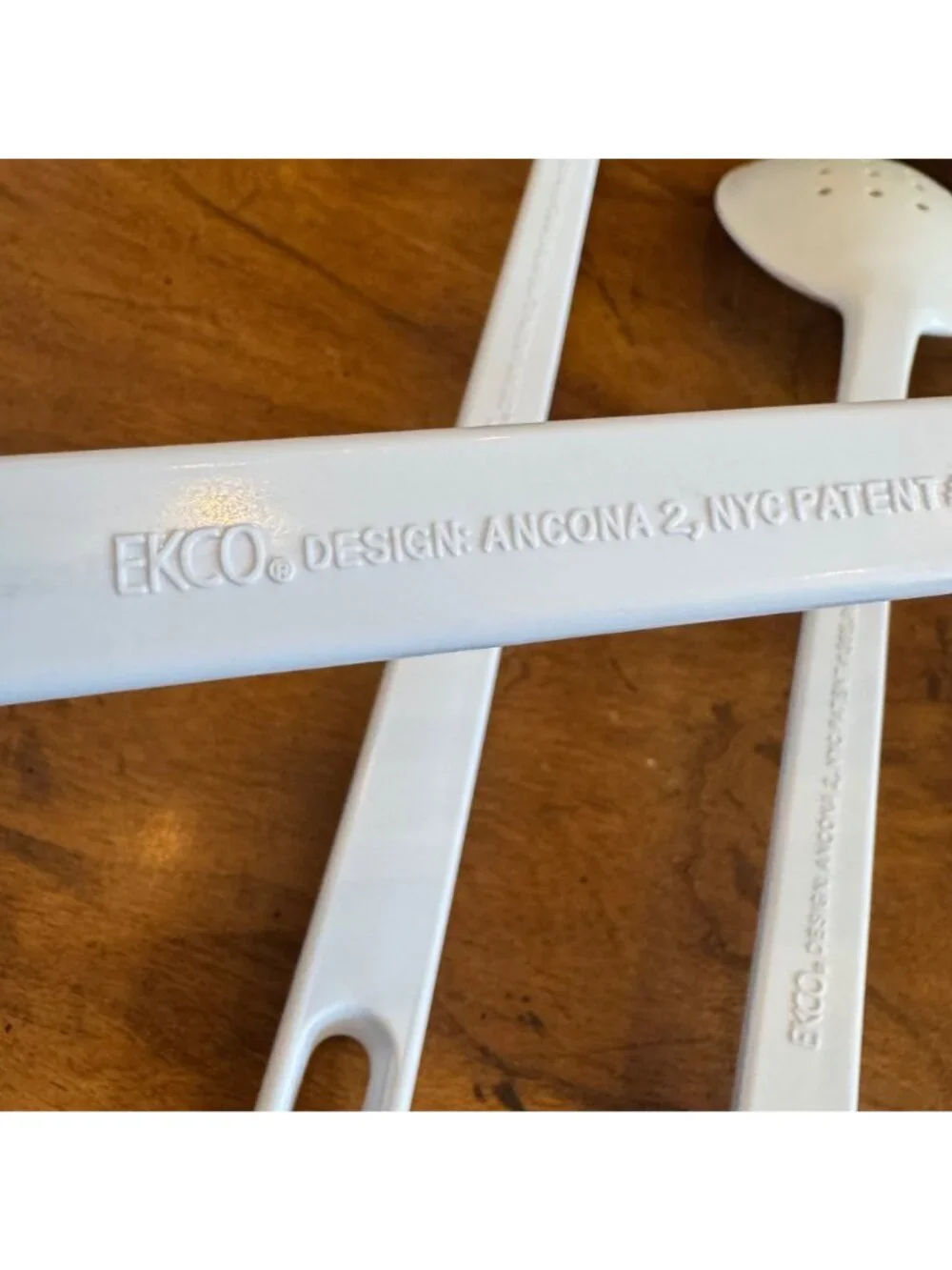 Ekco Ancona White Melamine Utensil Set of 4 13.5